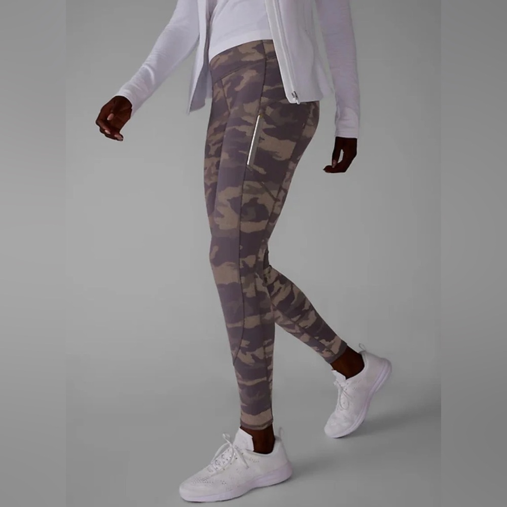 Athleta Rainier Reflective Tights Leggings Camo Lux Reflective Buff Grey S P NWT